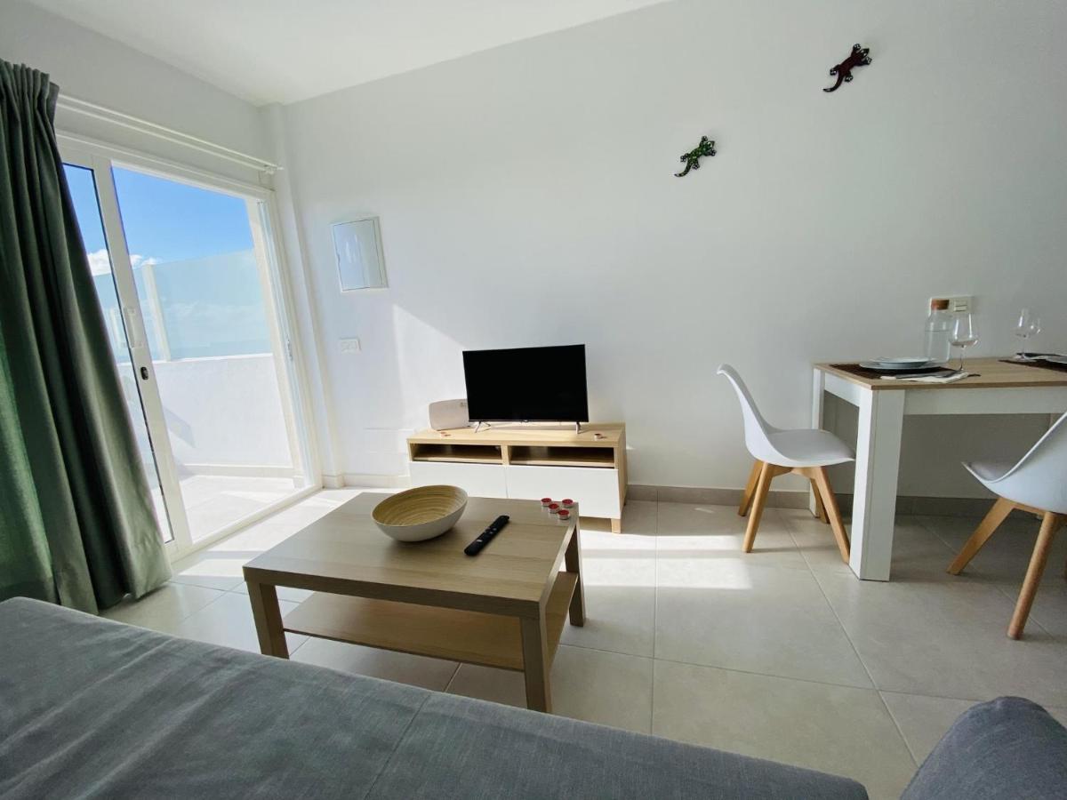 Senator 225 Lanzarote Apartment Коста Тегисе Екстериор снимка